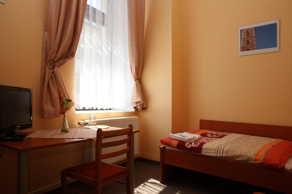 Penzion Česká Koruna Cáslav Quarto foto
